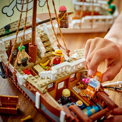 LEGO® ONE PIECE - Corabia de pirati Fasneata Merry