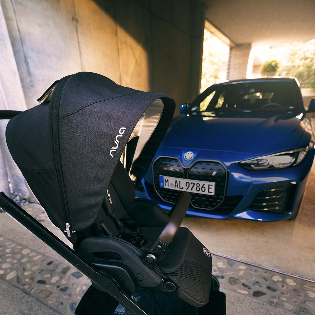 Carucior Nuna x BMW, MIXX next, negru Element