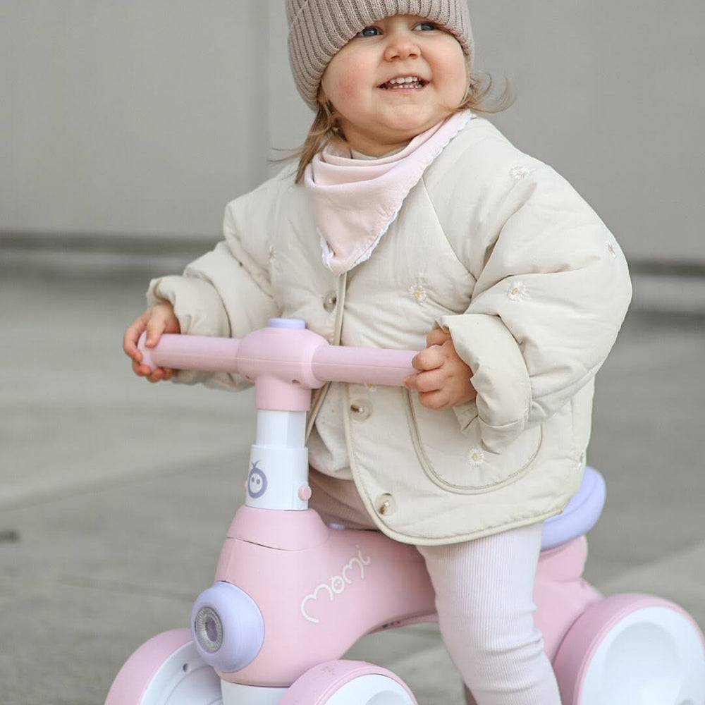 Bicicleta cu lumini, sunet si difuzor de balonase, Momi Tobis