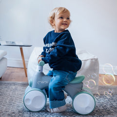 Bicicleta cu lumini, sunet si difuzor de balonase, Momi Tobis