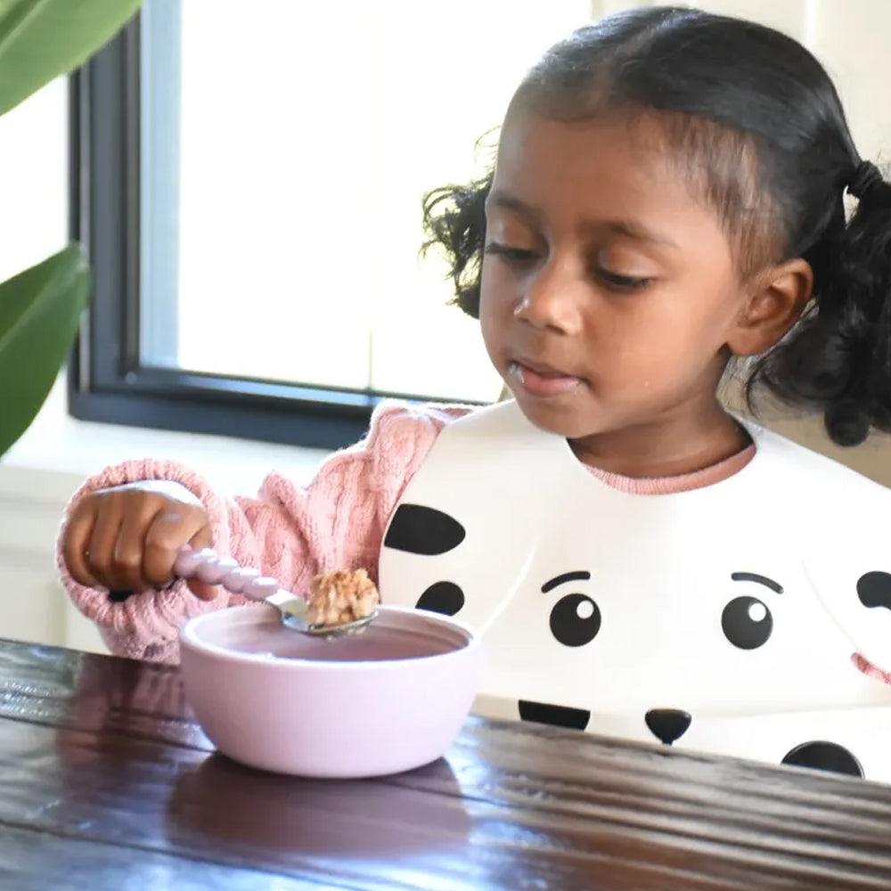 Castronel Pisica din silicon cu capac si tacumuri