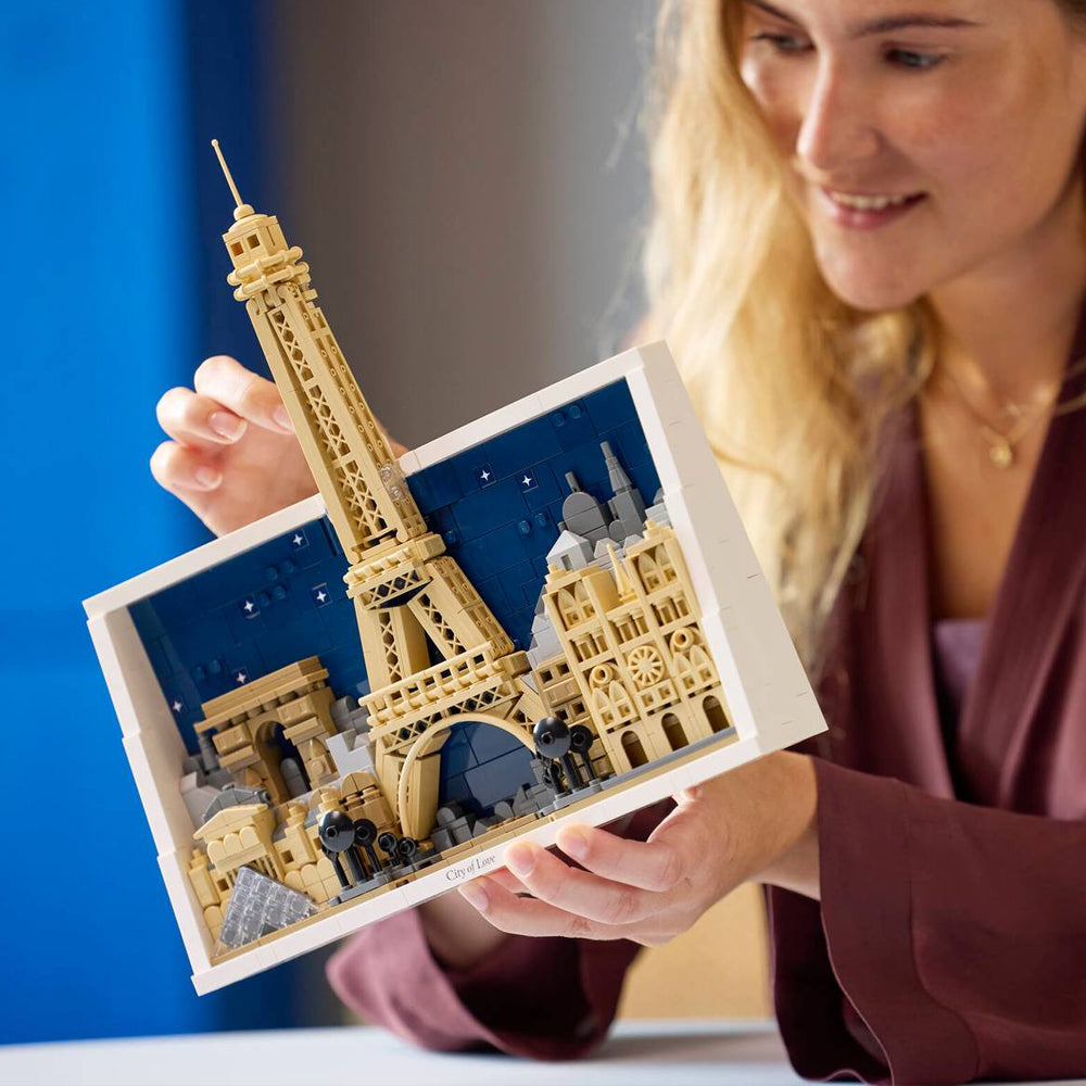 LEGO® - Paris, orasul iubirii