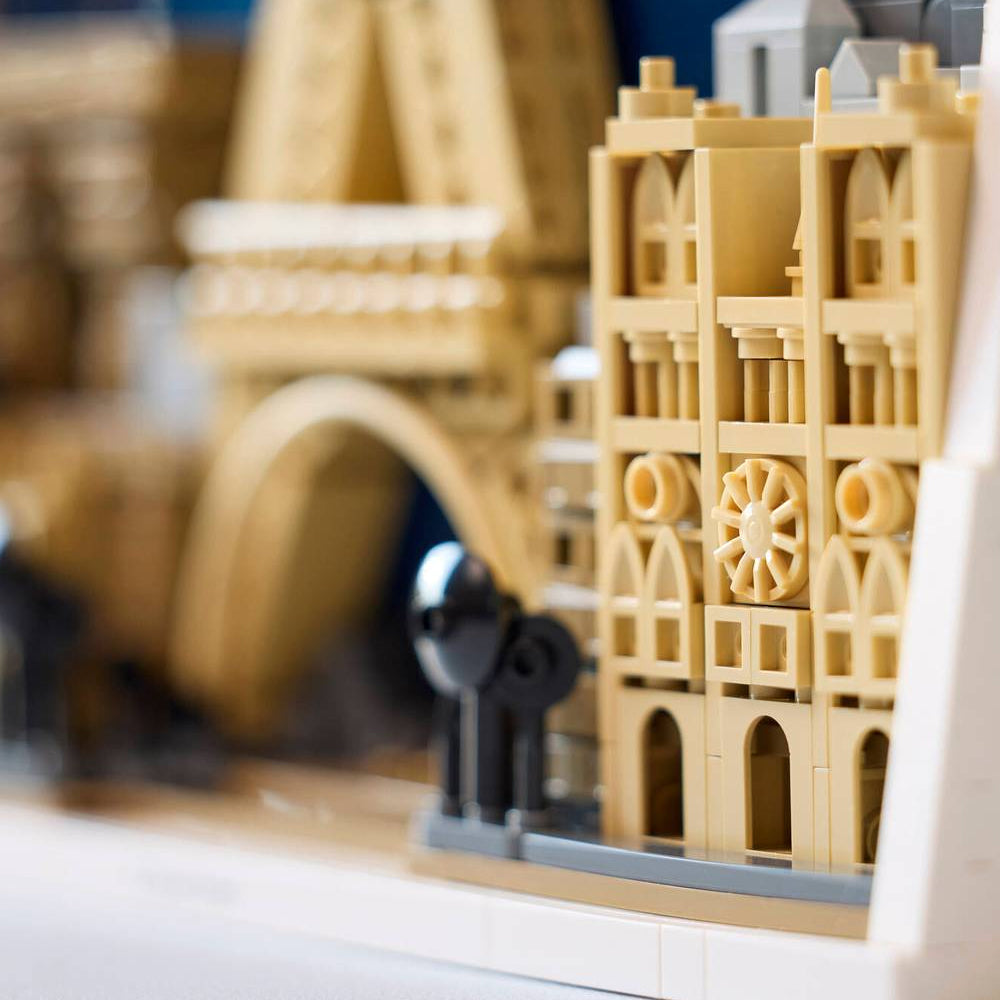 LEGO® - Paris, orasul iubirii