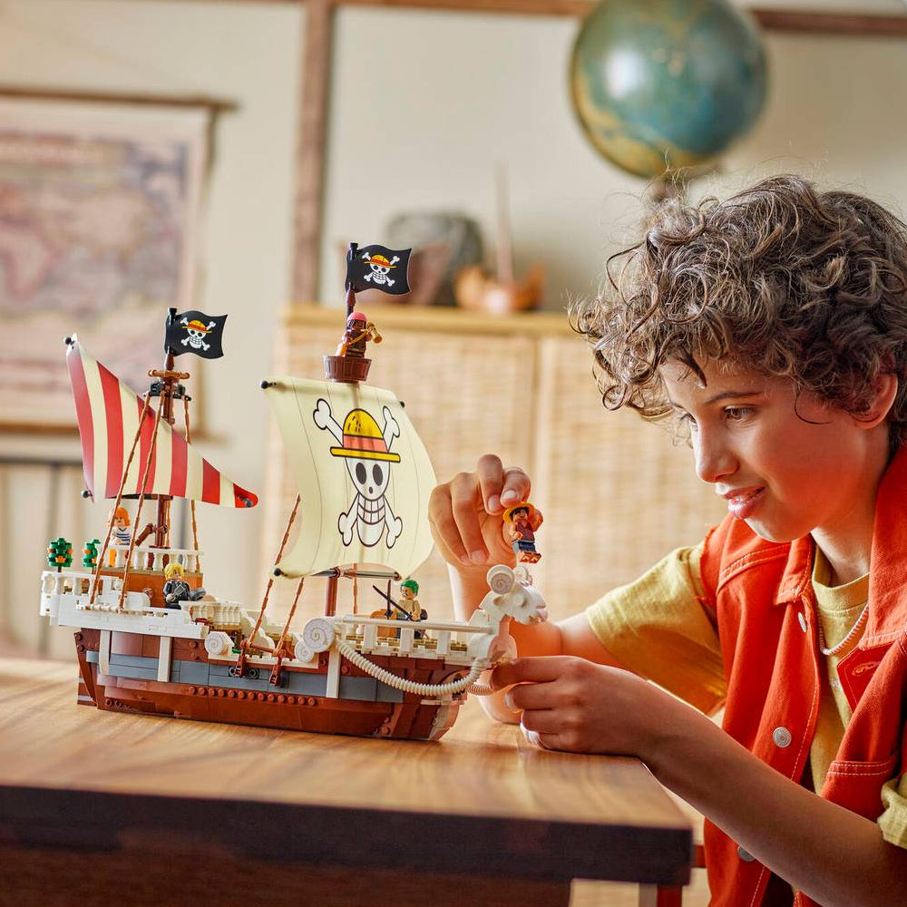 LEGO® ONE PIECE - Corabia de pirati Fasneata Merry