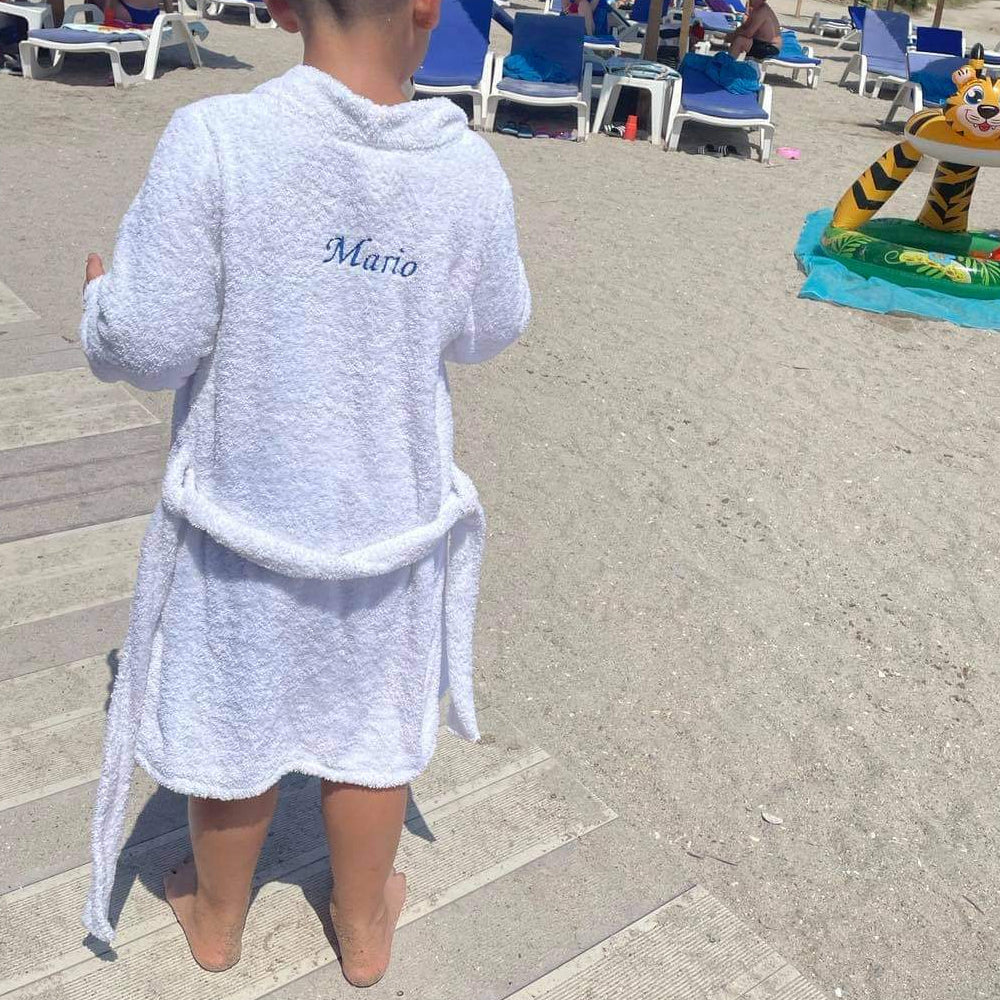 Halat de baie - brodat cu numele copilului